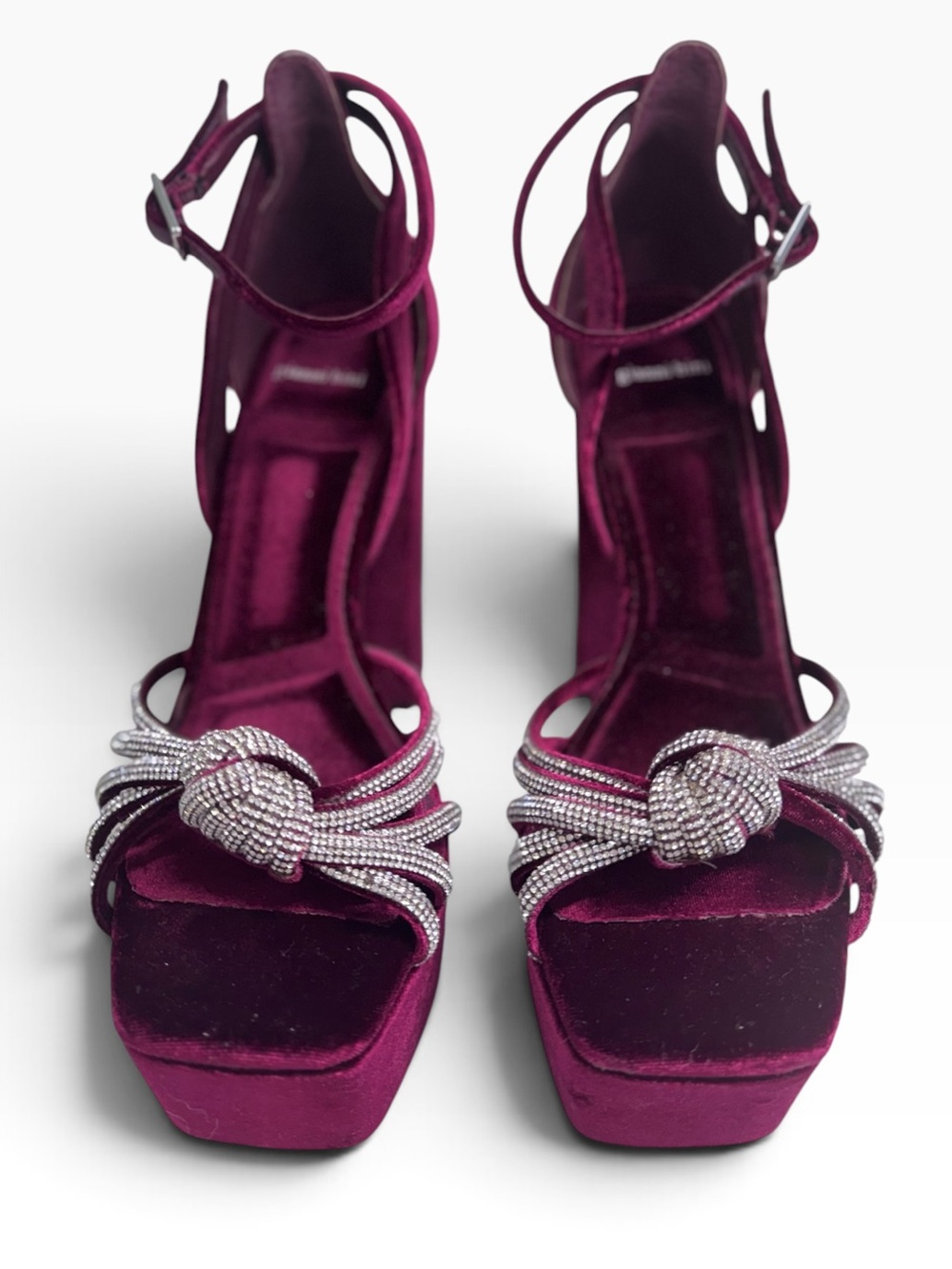 Gianni Bini Rhinestone Velvet burgundy Platform Heels 7 NEW no box